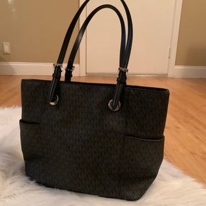 Michael Michael Kors Jetsetter Tote